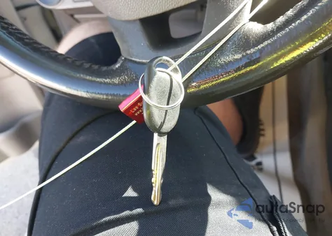 2010 Ford Focus Se z USA, uszkodzony, nr VIN 1FAHP3FN6AW229953